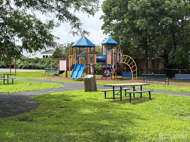 20 3rd Street, Sayreville, NJ 08872