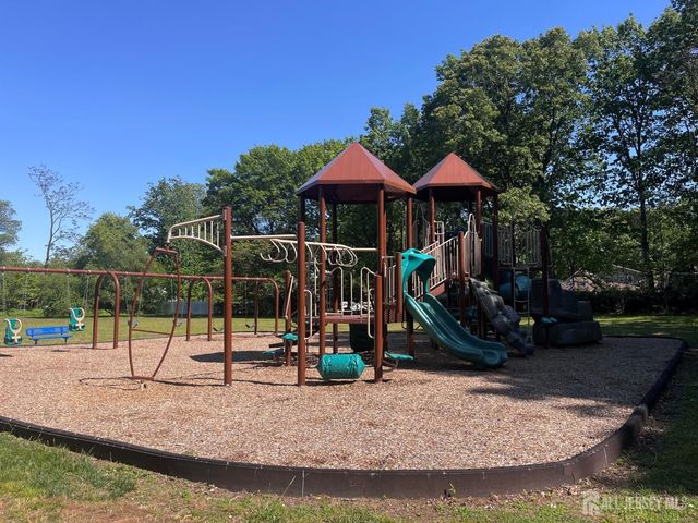 20 3rd Street, Sayreville, NJ 08872