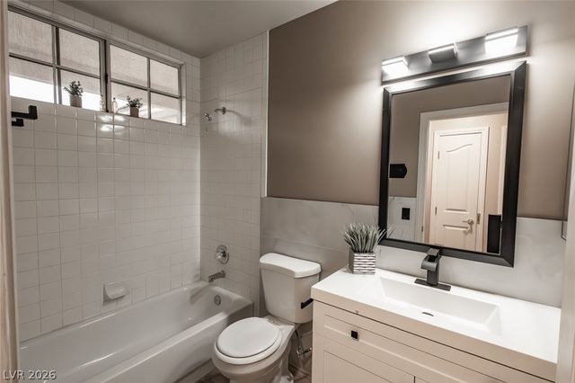 5508 Carnation Meadow Street, Las Vegas, NV 89130