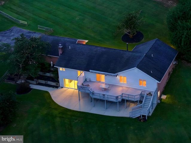 13802 CRIPPLEGATE RD, Phoenix, MD 21131