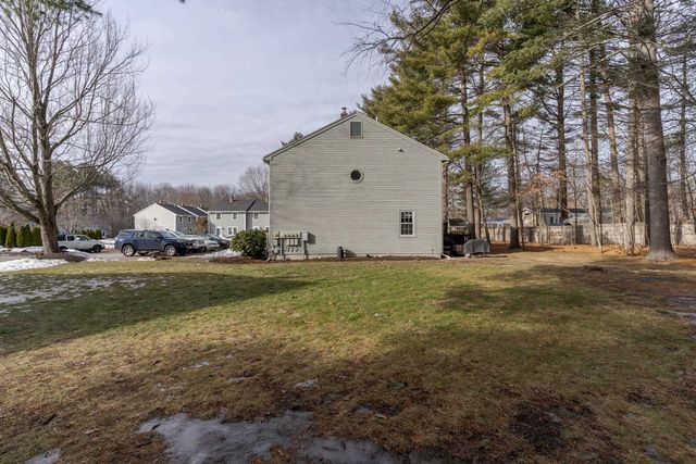 165 Blackwater Rd Apt 20, Somersworth, NH 03878