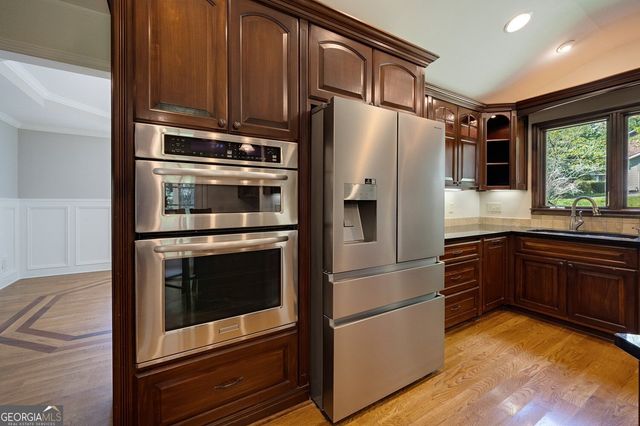 875 Windsor Trail, Roswell, GA 30076