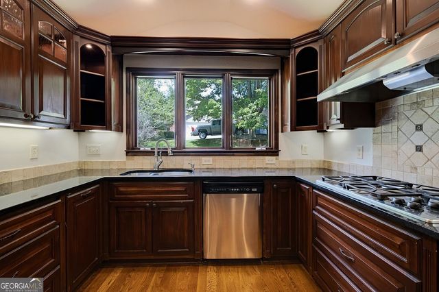 875 Windsor Trail, Roswell, GA 30076