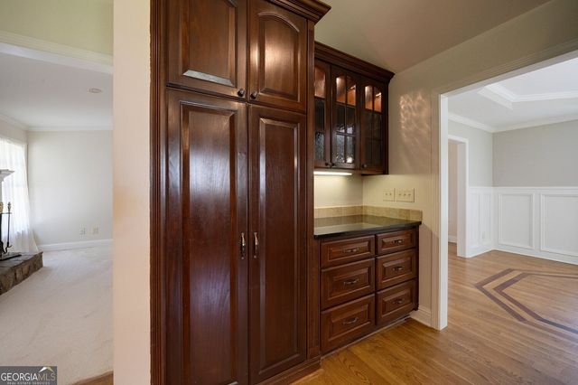875 Windsor Trail, Roswell, GA 30076