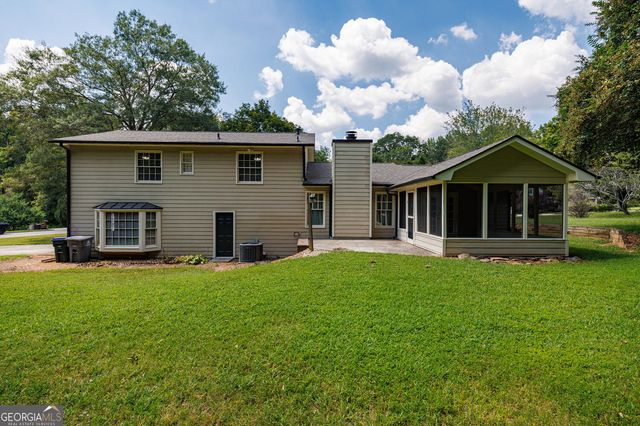 875 Windsor Trail, Roswell, GA 30076