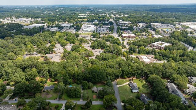 875 Windsor Trail, Roswell, GA 30076