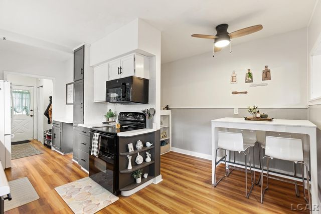 215 S Oneida Street, Tecumseh, MI 49286