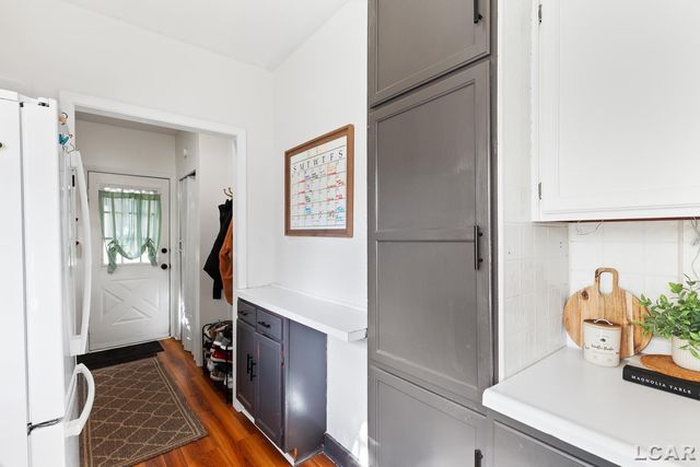 215 S Oneida Street, Tecumseh, MI 49286