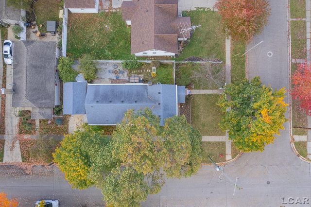 215 S Oneida Street, Tecumseh, MI 49286