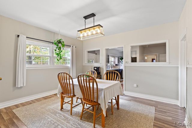 215 S Oneida Street, Tecumseh, MI 49286