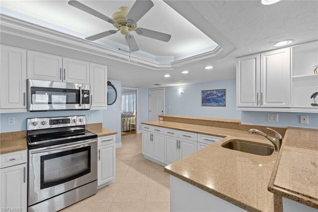 2929 W Gulf DR 306, Sanibel, FL 33957