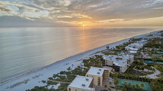 2929 W Gulf DR 306, Sanibel, FL 33957
