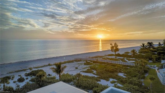 2929 W Gulf DR 306, Sanibel, FL 33957