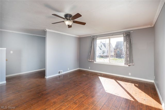 2422 North Avenue, Parma, OH 44134