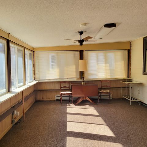 3618 15th Avenue Court, Moline, IL 61265