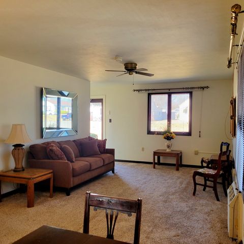 3618 15th Avenue Court, Moline, IL 61265