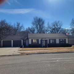 3618 15th Avenue Court, Moline, IL 61265