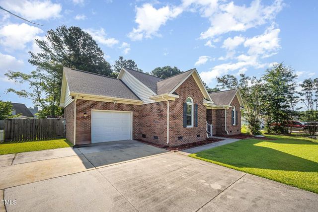 1175 Blankshire Road, Fayetteville, NC 28314