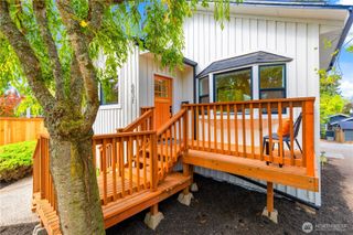 6031 McKinley Place N, Seattle, WA 98103