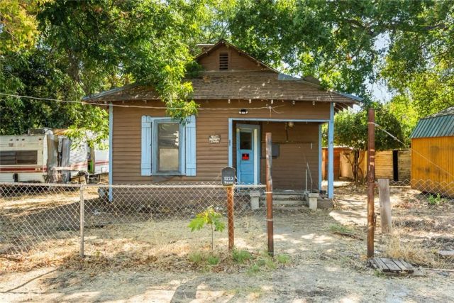 1372 Davis Street, Chico, CA 95928