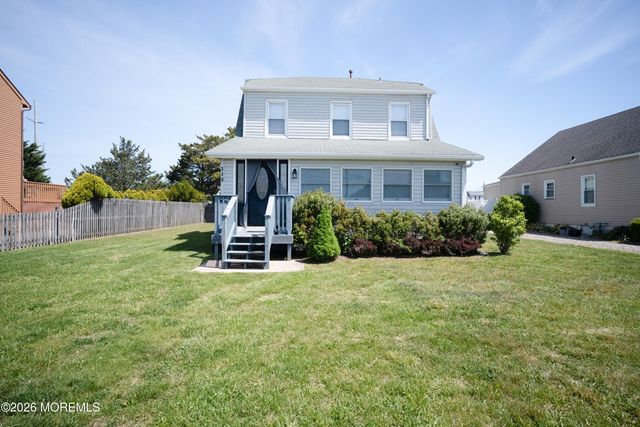 310 Ceylon Avenue, Seaside Heights, NJ 08751