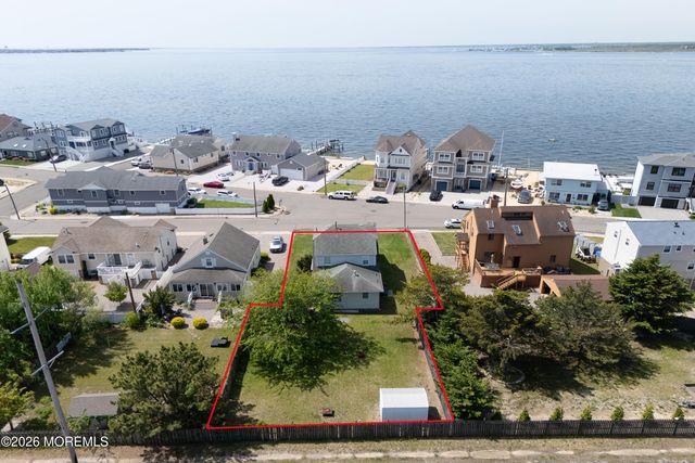 310 Ceylon Avenue, Seaside Heights, NJ 08751