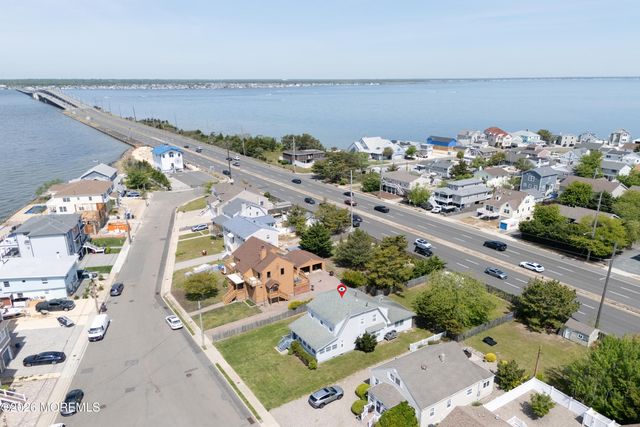 310 Ceylon Avenue, Seaside Heights, NJ 08751