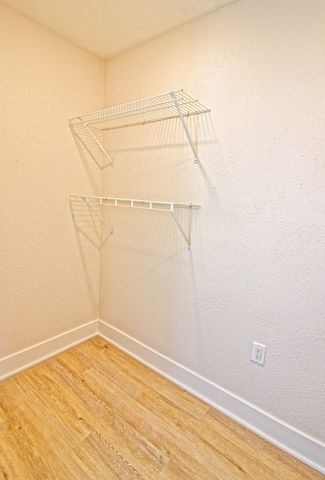 3919 69th Street, Urbandale, IA 50322