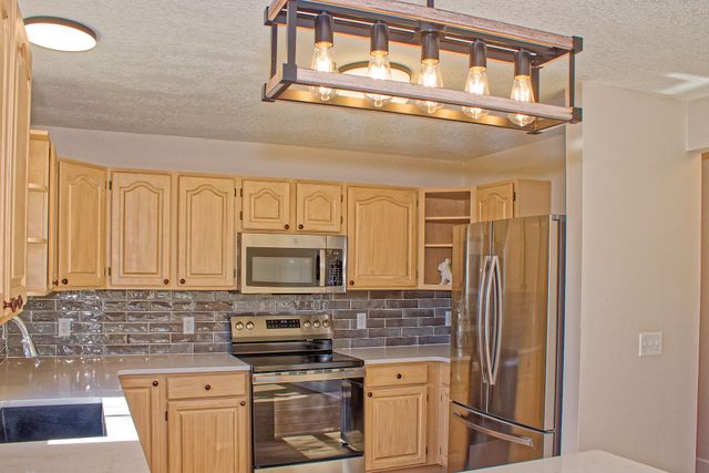 3919 69th Street, Urbandale, IA 50322