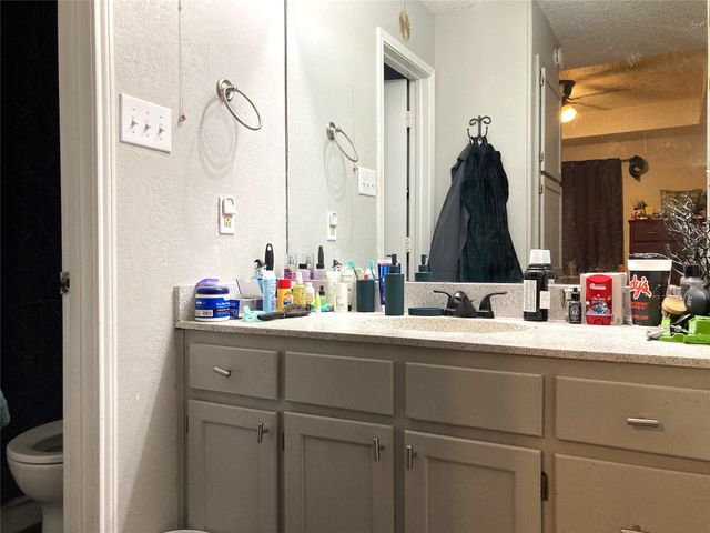 1005 Mitchell Lane, Burleson, TX 76028