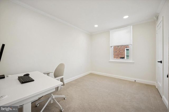 935 E SLOCUM ST, Philadelphia, PA 19150