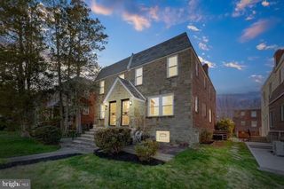 935 E SLOCUM ST, Philadelphia, PA 19150