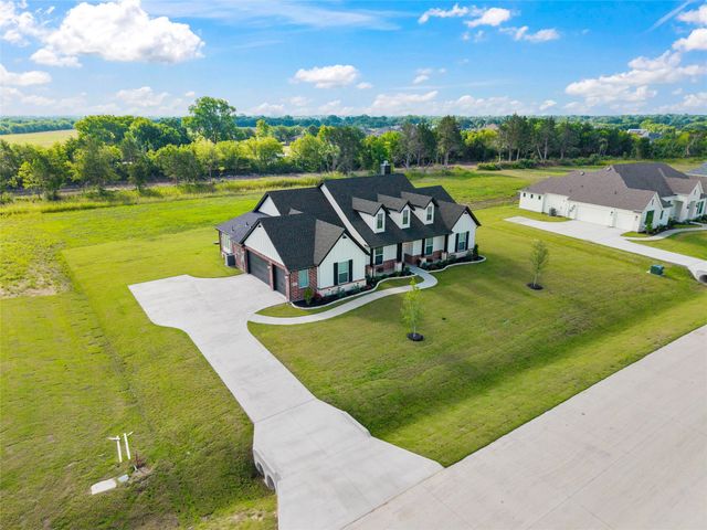 133 Aiden Drive, Waxahachie, TX 75165