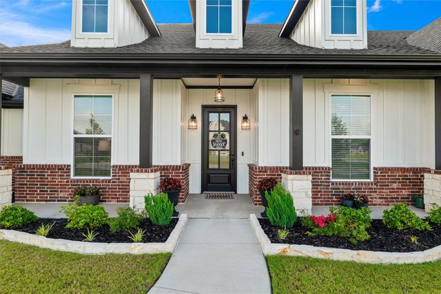 133 Aiden Drive, Waxahachie, TX 75165