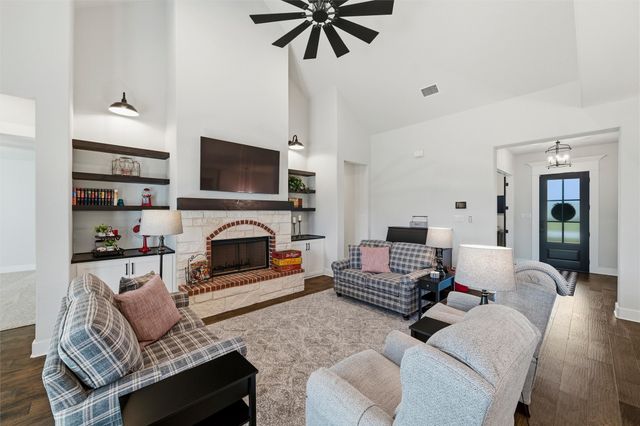 133 Aiden Drive, Waxahachie, TX 75165