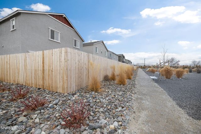 7701 Wandering Way, Reno, NV 89506