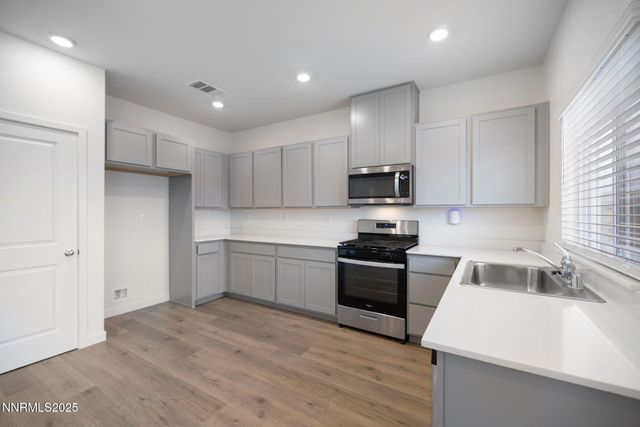 7701 Wandering Way, Reno, NV 89506