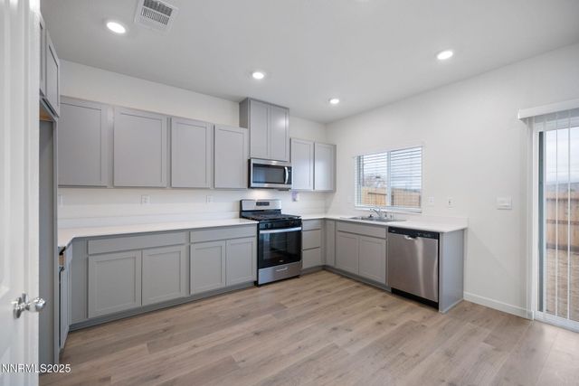 7701 Wandering Way, Reno, NV 89506