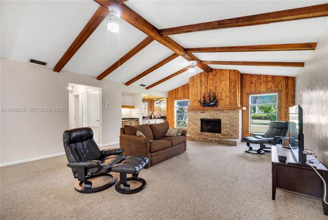 1191 NW 77th Ave, Plantation, FL 33322