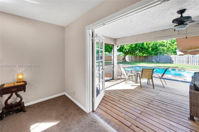 1191 NW 77th Ave, Plantation, FL 33322