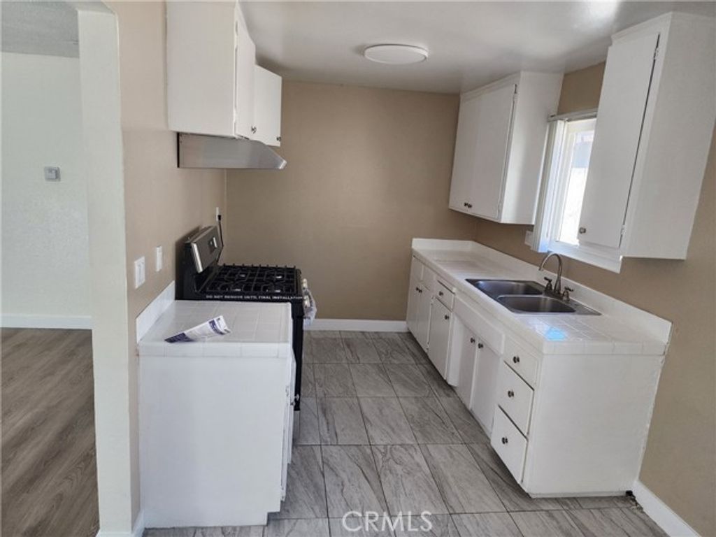 1962 S Park Avenue 3, Pomona, CA 91766