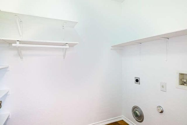 5717 Malarkey RD, Del Valle, TX 78617