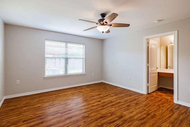 5717 Malarkey RD, Del Valle, TX 78617