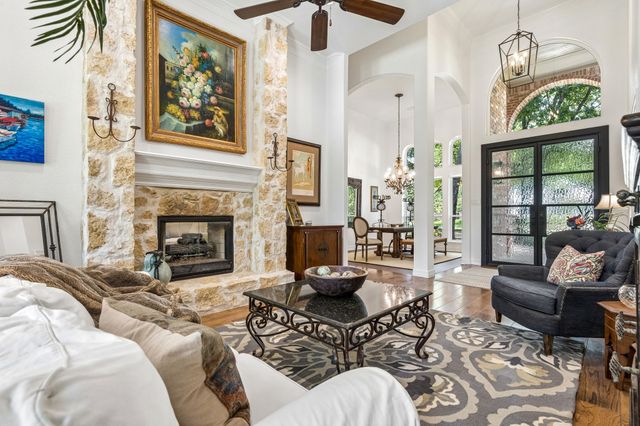 1000 Hidden Knoll Court, Southlake, TX 76092