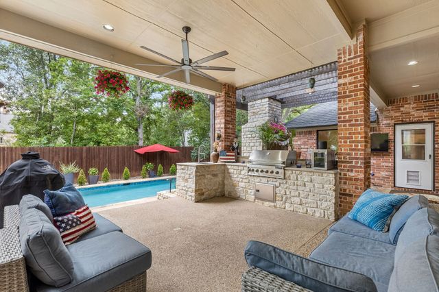 1000 Hidden Knoll Court, Southlake, TX 76092