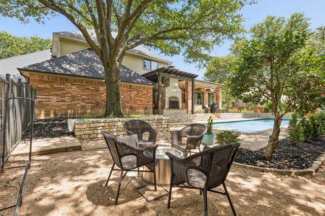1000 Hidden Knoll Court, Southlake, TX 76092