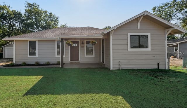 325 Houston Street, Cedar Hill, TX 75104