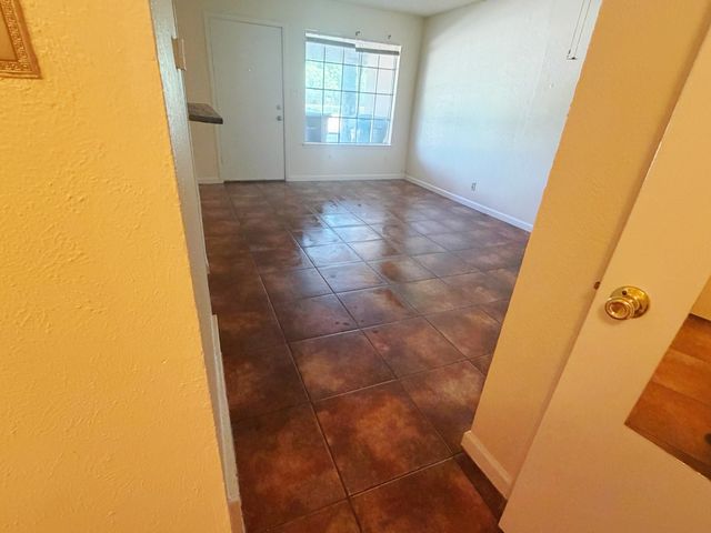 1344 N Cooper Street, Arlington, TX 76011