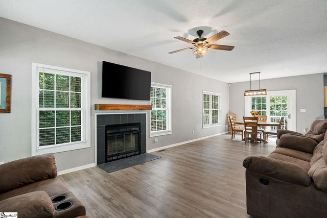 162 Cleveland Road, Honea Path, SC 29654