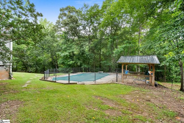 162 Cleveland Road, Honea Path, SC 29654